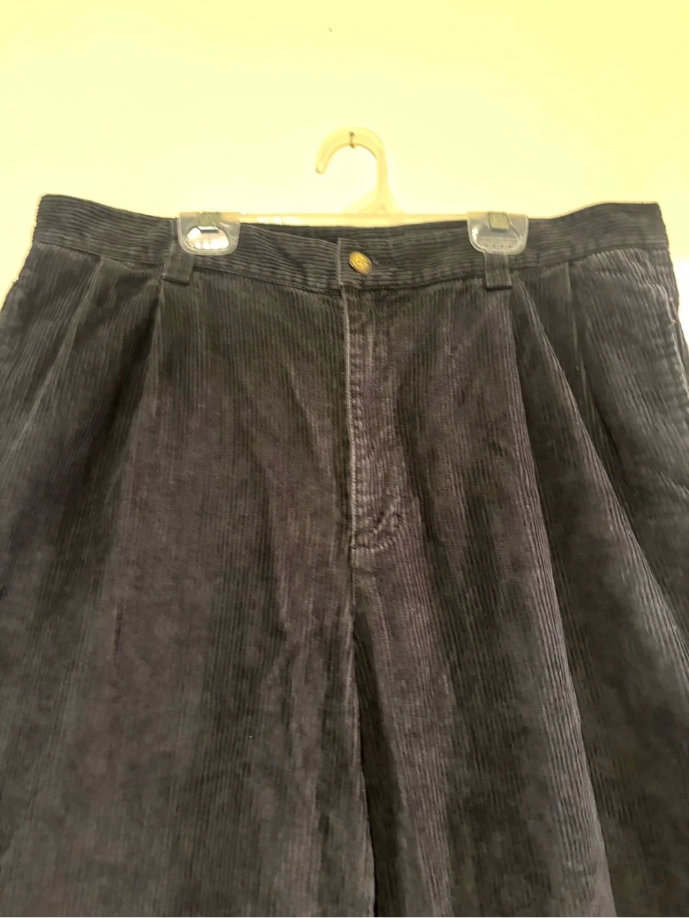 Eddie Bauer Men’s Corduroy Black Straight Fit Pants - Size 34x32